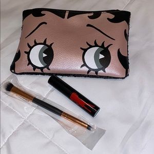Betty Boop x Ipsy bag (2 SURPRISE GIFTS!!)